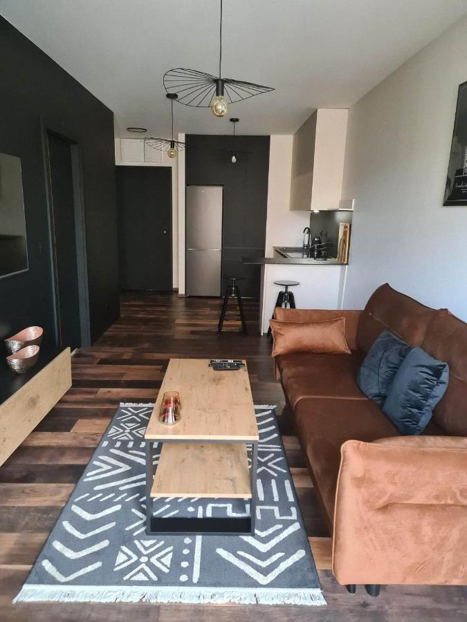 Copper Apartment Free Parking فروتسواف المظهر الخارجي الصورة